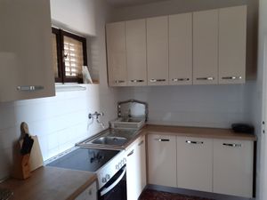 23929826-Ferienwohnung-6-Rogoznica-300x225-2