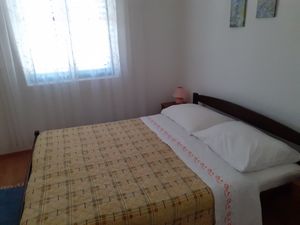 23929826-Ferienwohnung-6-Rogoznica-300x225-4