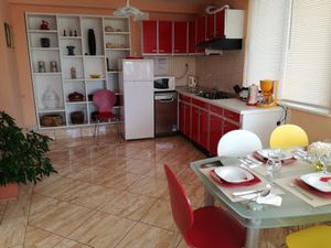 23932696-Ferienwohnung-4-Rogoznica-300x225-5