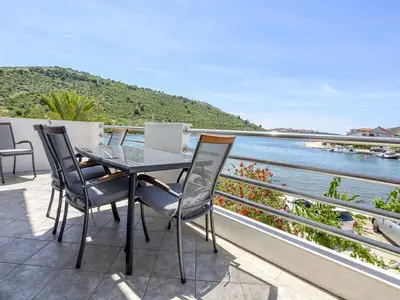 Ferienwohnung für 5 Personen (120 m²) in Rogoznica 2/10