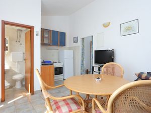 23539137-Ferienwohnung-2-Rogoznica-300x225-3