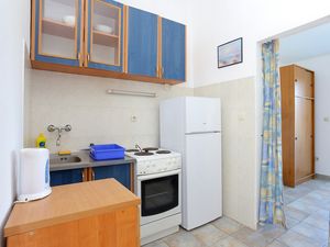 23539137-Ferienwohnung-2-Rogoznica-300x225-4