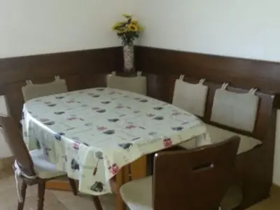 DiningRoom