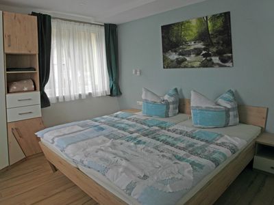 Schlafzimmer 1 mit Doppelbett