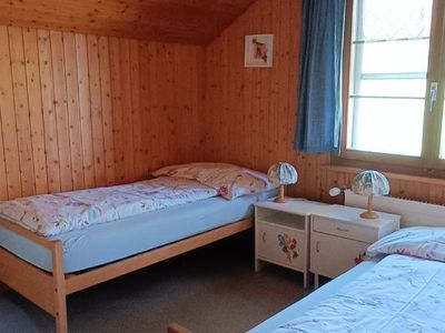 Schlafzimmer mit 2 Einzelbetten