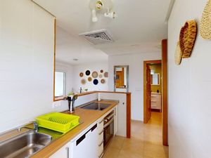 24014881-Ferienwohnung-4-Roldán-300x225-3