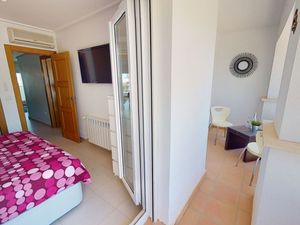 23660382-Ferienwohnung-5-Roldán-300x225-5