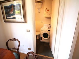 21228747-Ferienwohnung-5-Rom-300x225-1