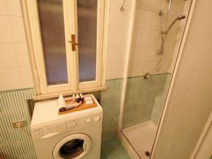 23576800-Ferienwohnung-4-Rom-300x225-3