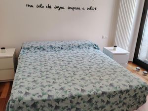 24055078-Ferienwohnung-4-Rom-300x225-1