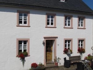 18594490-Ferienwohnung-8-Rommersheim-300x225-2