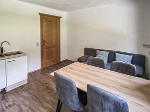 23823171-Ferienwohnung-3-Roppen-300x225-3