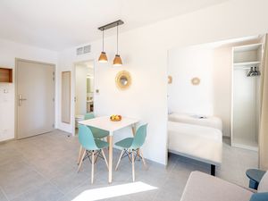 23878489-Ferienwohnung-4-Roquefort-la-Bédoule-300x225-5