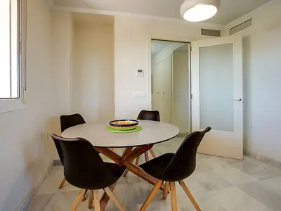 DiningRoom