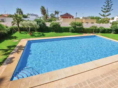 PoolOfHouse