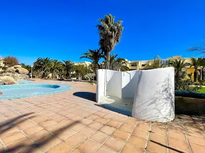 PoolOfHouse