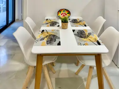 DiningRoom