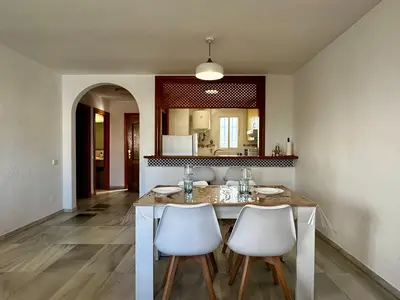 DiningRoom