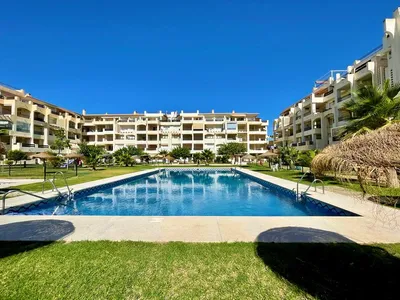 PoolOfHouse