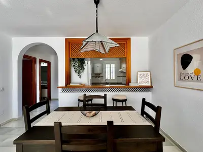 DiningRoom