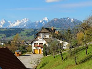 24028547-Ferienwohnung-5-Rosenau am Hengstpaß-300x225-3