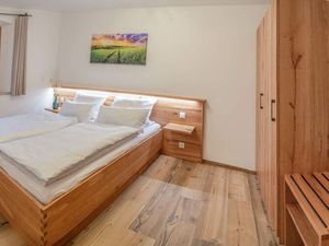 23993111-Ferienwohnung-5-Rosenheim (Bayern)-300x225-5