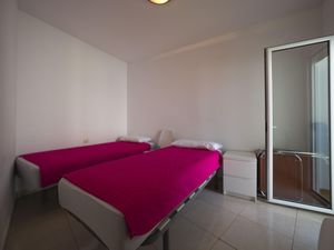 22454837-Ferienwohnung-6-Roses-300x225-5