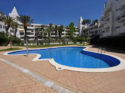PoolOfHouse