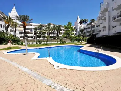 PoolOfHouse