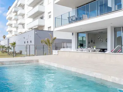PoolOfHouse