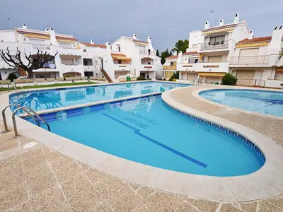 PoolOfHouse