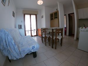 23016839-Ferienwohnung-6-Rosolina Mare-300x225-3