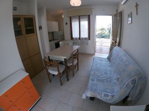 23016839-Ferienwohnung-6-Rosolina Mare-300x225-4