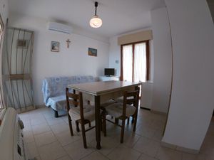 23016839-Ferienwohnung-6-Rosolina Mare-300x225-5