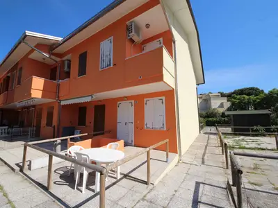 Ferienwohnung für 4 Personen (35 m²) in Rosolina Mare 1/10