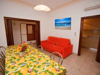 Ferienwohnung für 12 Personen (110 m²) in Rosolina Mare 1/10