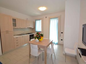 23773805-Ferienwohnung-5-Rosolina Mare-300x225-5