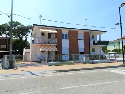 Ferienwohnung für 5 Personen (52 m²) in Rosolina Mare 1/10