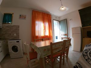 23349976-Ferienwohnung-4-Rosolina Mare-300x225-4