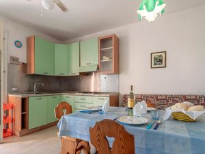 23731787-Ferienwohnung-5-Rosolina Mare-300x225-2