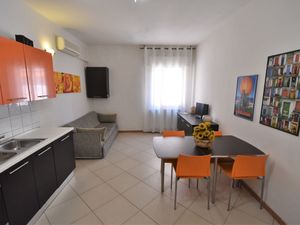 23860095-Ferienwohnung-4-Rosolina Mare-300x225-1