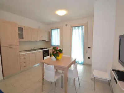 Ferienwohnung für 5 Personen (50 m²) in Rosolina Mare 1/10