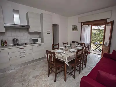 Ferienwohnung für 6 Personen (65 m²) in Rosolina Mare 1/10