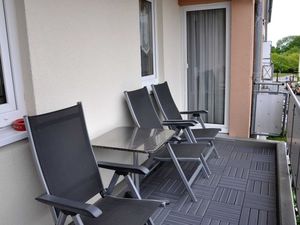 22478905-Ferienwohnung-4-Rostock-300x225-3