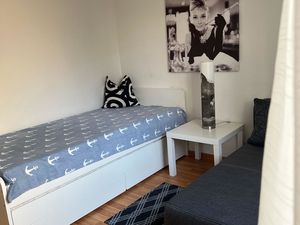 23831679-Ferienwohnung-5-Rostock-300x225-2