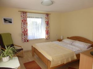 19052055-Ferienwohnung-2-Rostock-300x225-2