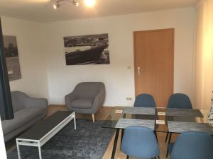 23882822-Ferienwohnung-4-Rostock-300x225-1