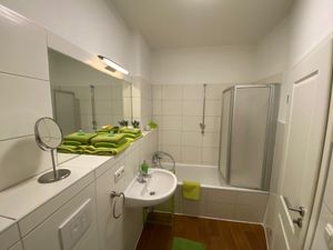 23977063-Ferienwohnung-5-Rostock-300x225-2