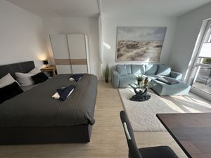 23977077-Ferienwohnung-5-Rostock-300x225-1