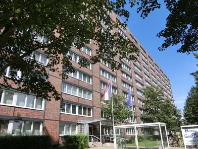 Ferienwohnung für 4 Personen (42 m²) in Lütten Klein 1/8